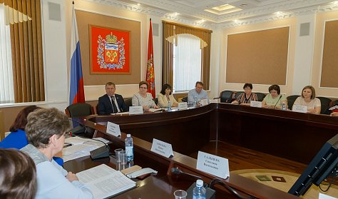Оценку ставят получатели медицинских и социальных услуг